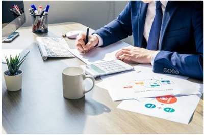 云帳房再獲D輪融資，累計(jì)服務(wù)近140萬(wàn)企業(yè)，引領(lǐng)財(cái)稅管理SaaS新篇章