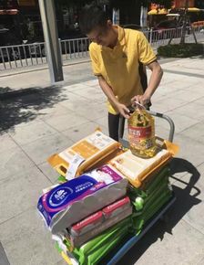 蘇寧小店818半價日銷售觀察 野里河大米銷量奪冠，成人用品表現亮眼